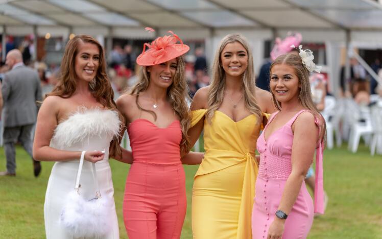 Doncaster – Ladies Day