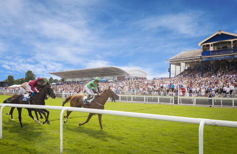 Leicester – Ladies Day ft Heather Small & Go West